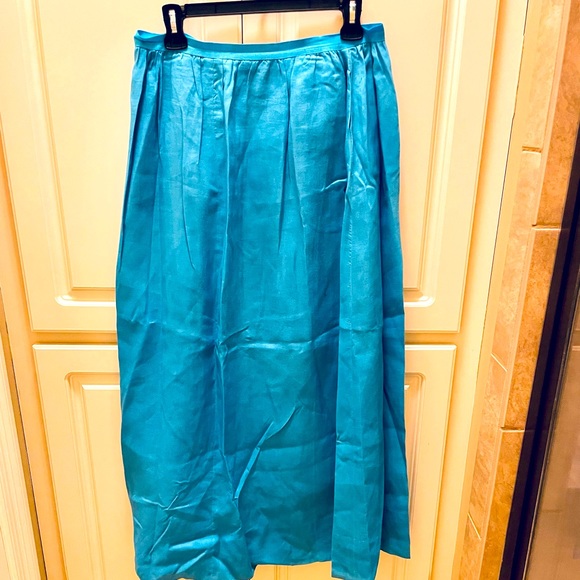 ‼️Clear Out‼️ Turquoise, cool, floor length skirt.  Fabric is 100% RAMIE - Picture 1 of 5